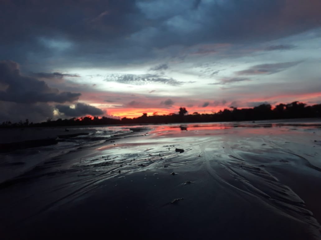 খেজুর গাছিয়া  এর সন্ধ্যা